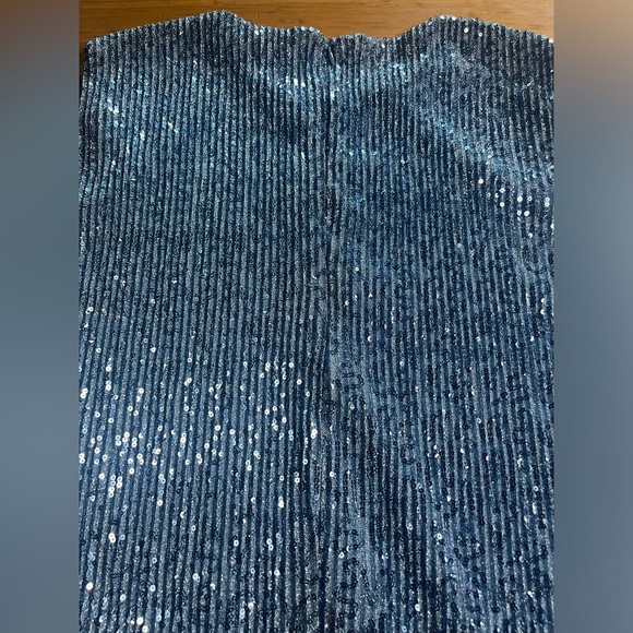 EUC Stine Goya- Isha Tunic in Color Hydrangea. Size M - Picture 7 of 9